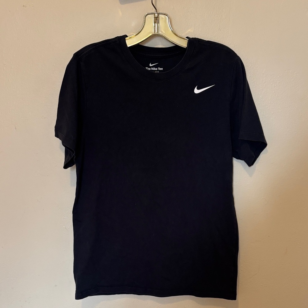 Nike Women's Black Long Sleeve Tee